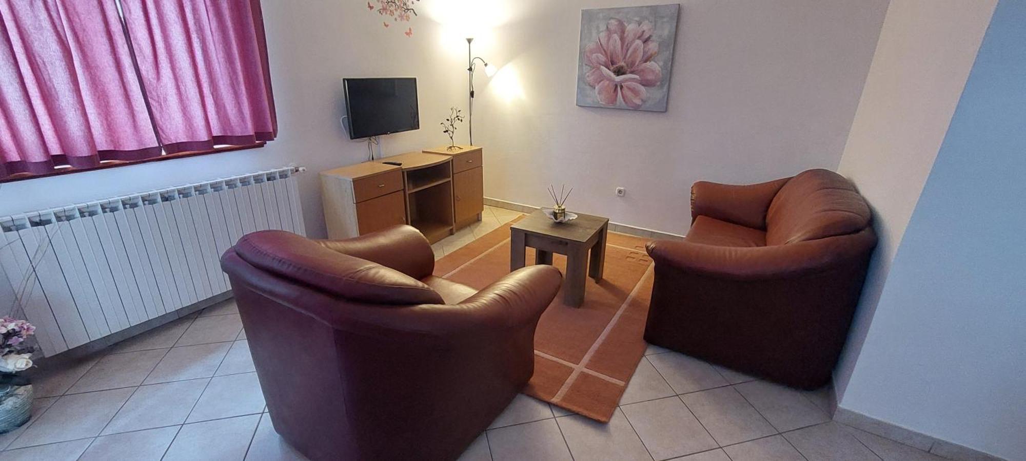 Family Apartments Suzi โรวีน ภายนอก รูปภาพ